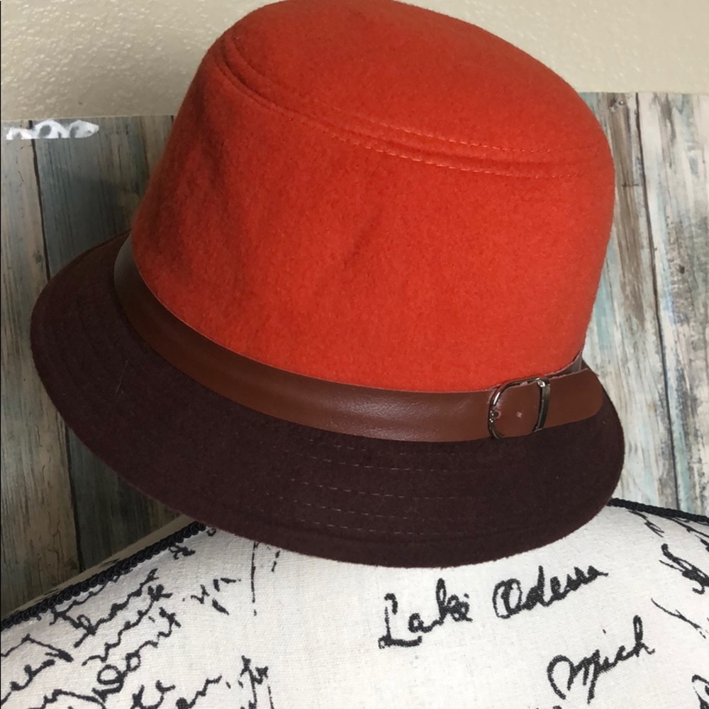 Woman’s Bowler Hat - image 1